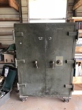 LARGE DOUBLE DOOR ANTIQUE SAFE