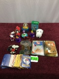 LARGE LOT OF SNOOPY COLLECTIBLES