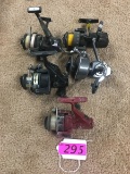 5 ASSORTED SPINNING REELS INCLUDING BRANDS: ABU GARCIA, DAIWA, SHAKESPEARE, MITCHELL & RODDY