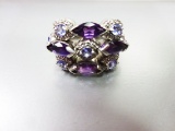 14 KT WHITE GOLD MOTION RING WITH AMETHYST AND SAPPHIRES, 13.3G