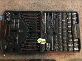 HYPER TOUGH 141 PC MECHANICS TOOL SET SAE MM