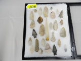 27 VARIOUS FLINT KNAPPED ARTIFACTS: