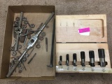 ASSORTED TAP & DIE SETS: ASSORTED TAPS & HANDLES