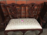 MAHOGANY CHIPPENDALE STYLE SETTEE WITH WHITE FABRIC SEAT