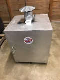 OUTDOOR CHEF SMOKER/SAUSAGE MAKER, 17.5