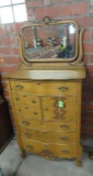 OAK VICTORIAN GENTLEMEN'S DRESSER