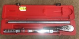 SNAP-ON L872 TORQUE WRENCH WITH CASE