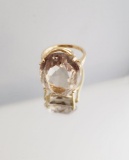 14 KT GOLD LADIES' FASHION RING WITH OVAL  SHAPED LTOPAZ