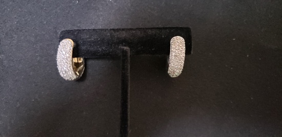 14 KT YELLOW AND DIAMOND PAVE SET DIAMOND HOOP EARRINGS