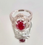 WHITE GOLD, RUBY AND DIAMOND RING: