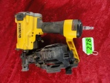 DEWALT ROOFING NAIL GUN