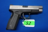 SPRINGFIELD ARMORY XD-40 SEMI-AUTOMATIC PISTOL, SR # MG115122,