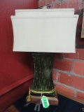 GREEN BASE TABLE LAMP