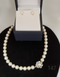 PEARL NECKLACE AND EARRINGS: