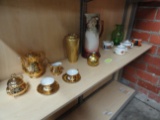 SHELF OF COLLECTIBLE VINTAGE PORCELAIN AND GLASS: