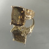14KT GOLD AND AMETHYST RING: