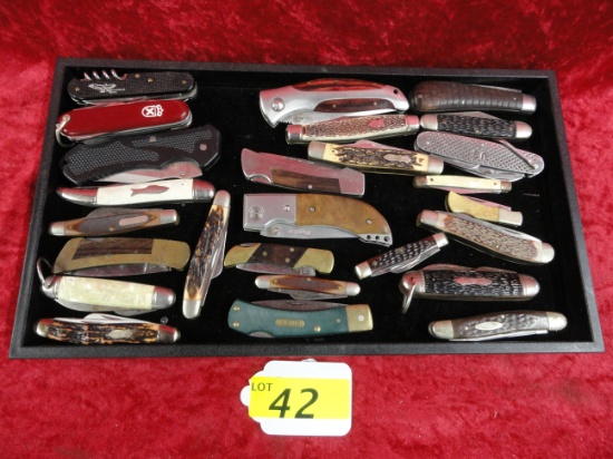 (26) USED FOLDING KNIVES: VARIOUS MAKERS