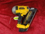 DEWALT DCN692 20V FRAMING NAILER, NO BATTERY, NO CHARGER