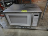 MICROWAVE OVEN