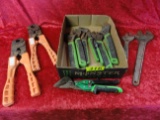 LOT OF ASSORTED CRESCENT WRENCHES,