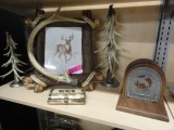 COLLECTION OF ANTLER DECORATED ITEMS: