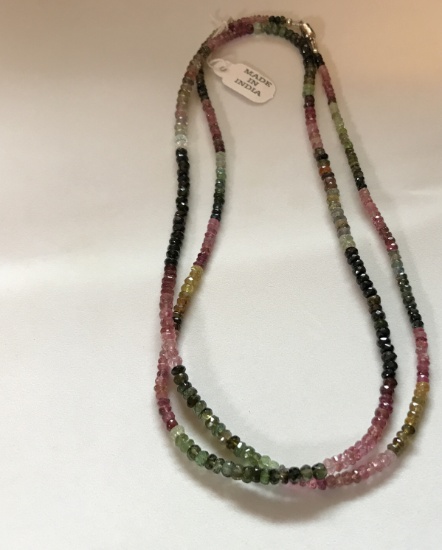 MULTICOLORED BEADED NECKLACE