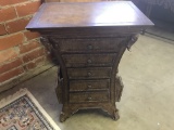 CHEST WITH FIVE DRAWERS