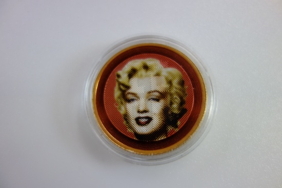 2022   1 OZ .999 FINE SILVER WITH 24KT GOLD FINISH  MARILYN MONROE COIN