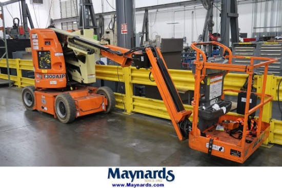 2014 JLG E300AJP 48V Electric Boom Lift