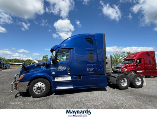 2023 Freightliner Cascadia 126 Sleeper Truck