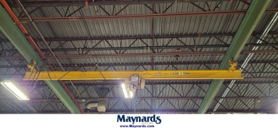 1 TON CRANE W/ 1 TON COFFING HOIST