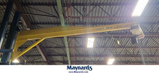 1,000 LB CRANE, W/ 1/2 TON COFFING HOIST