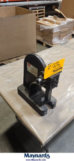 DAYTON MODEL 4Z328A 1 TON ARBOR PRESS