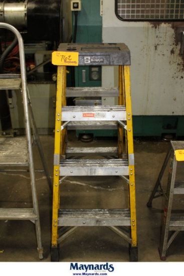 4' BAUER LADDER