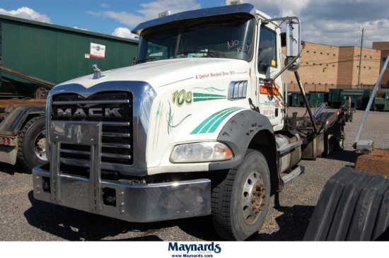 2015 Mack Model GU813 Roll-Off Truck(Truck #108)