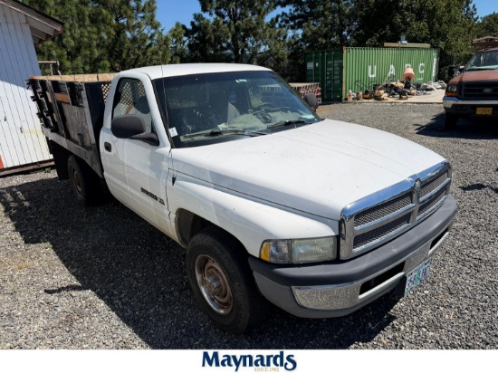 2001 Dodge Ram 3500 Flatbed Truck