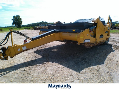 2023 John Deere Model 2010DE Pull Scraper
