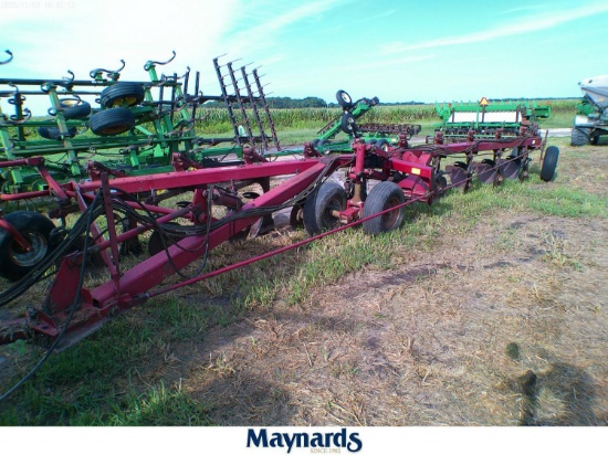 IH Bottom Plow
