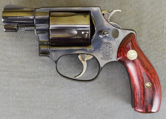SMITH & WESSON MODEL 36-2 LADY SMITH
