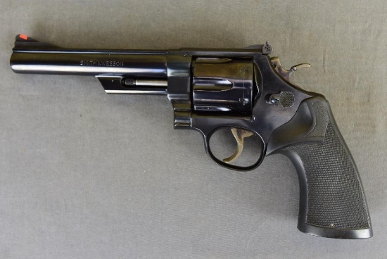 SMITH & WESSON MODEL 57