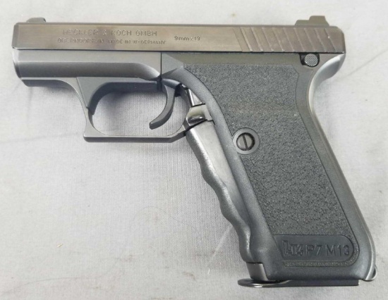 HECKLER & KOCH MODEL P7 M13