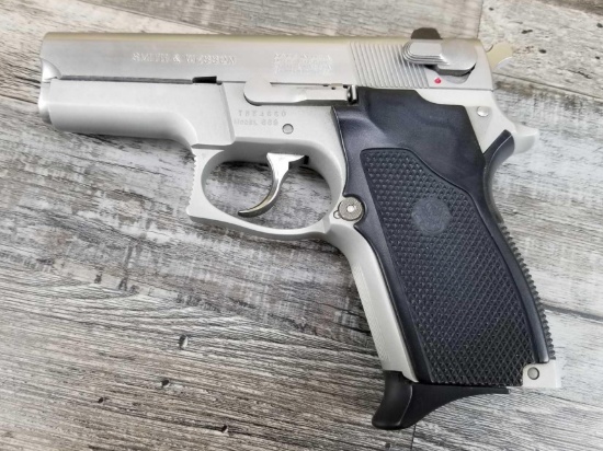 SMITH & WESSON MODEL 669