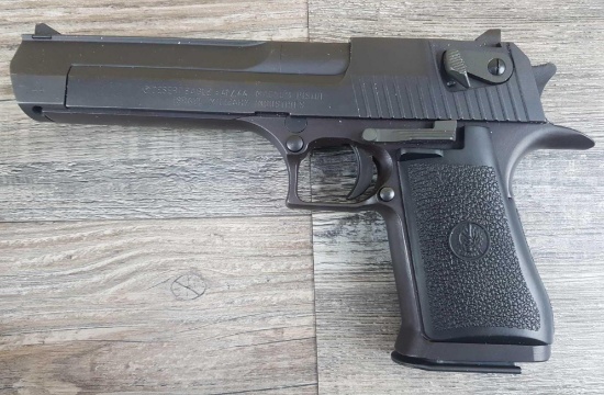 MAGNUM RESEARCH MODEL DESERT EAGLE