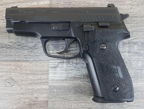 SIG SAUER MODEL P229