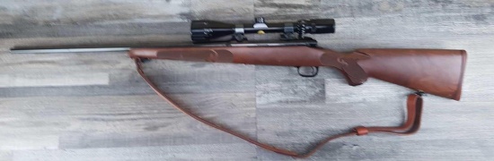 WINCHESTER MODEL 70XTR FEATHERWEIGHT