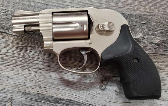 SMITH & WESSON MODEL M38-2