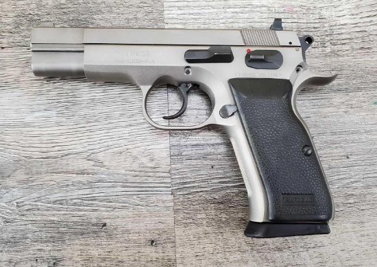 EUROPEAN AMERICAN ARMORY MODEL WITNESS