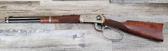 WINCHESTER MODEL JOHN WAYNE COMMEMORATIVE