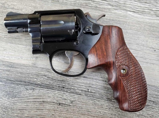 SMITH & WESSON MODEL 12-2