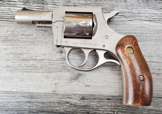NEF (NEW ENGLAND FIREARMS) MODEL R92
